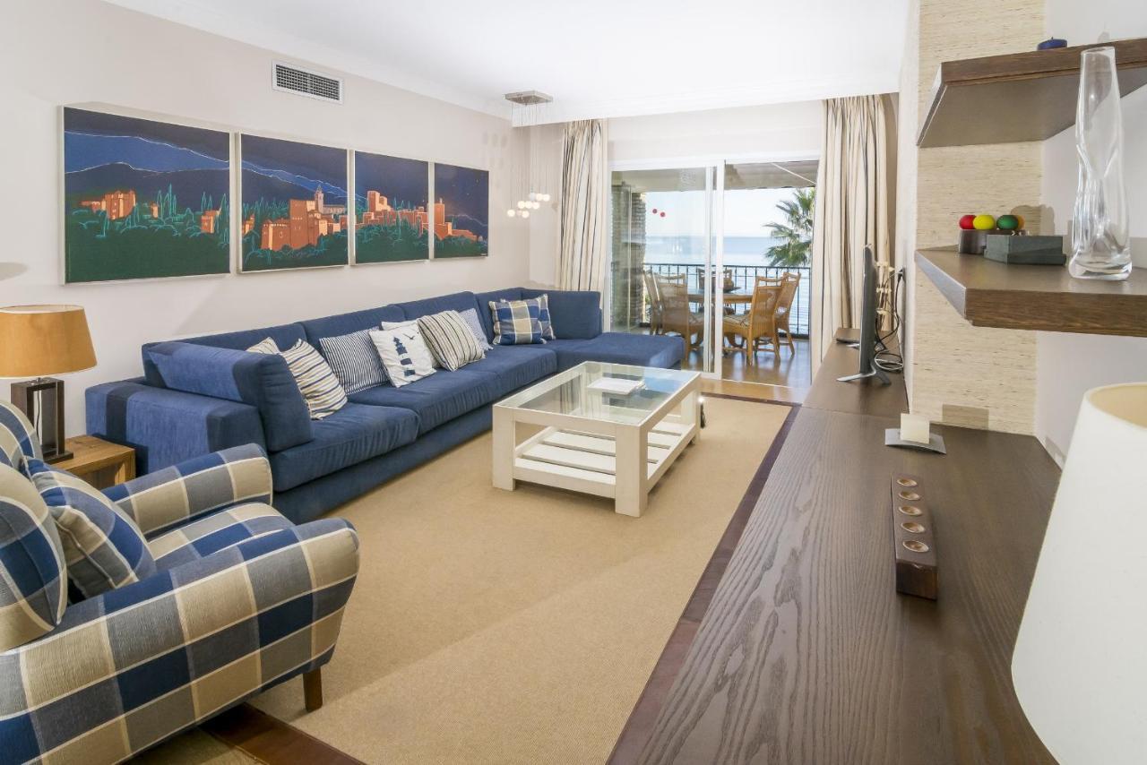 Hb - Comfortable Beachfront Holiday Apartment Эстепона Экстерьер фото